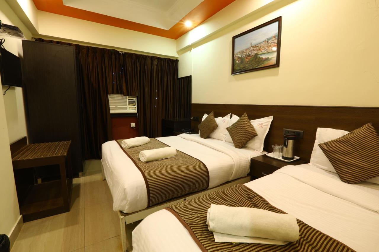 Hotel Sona Panaji Exterior photo